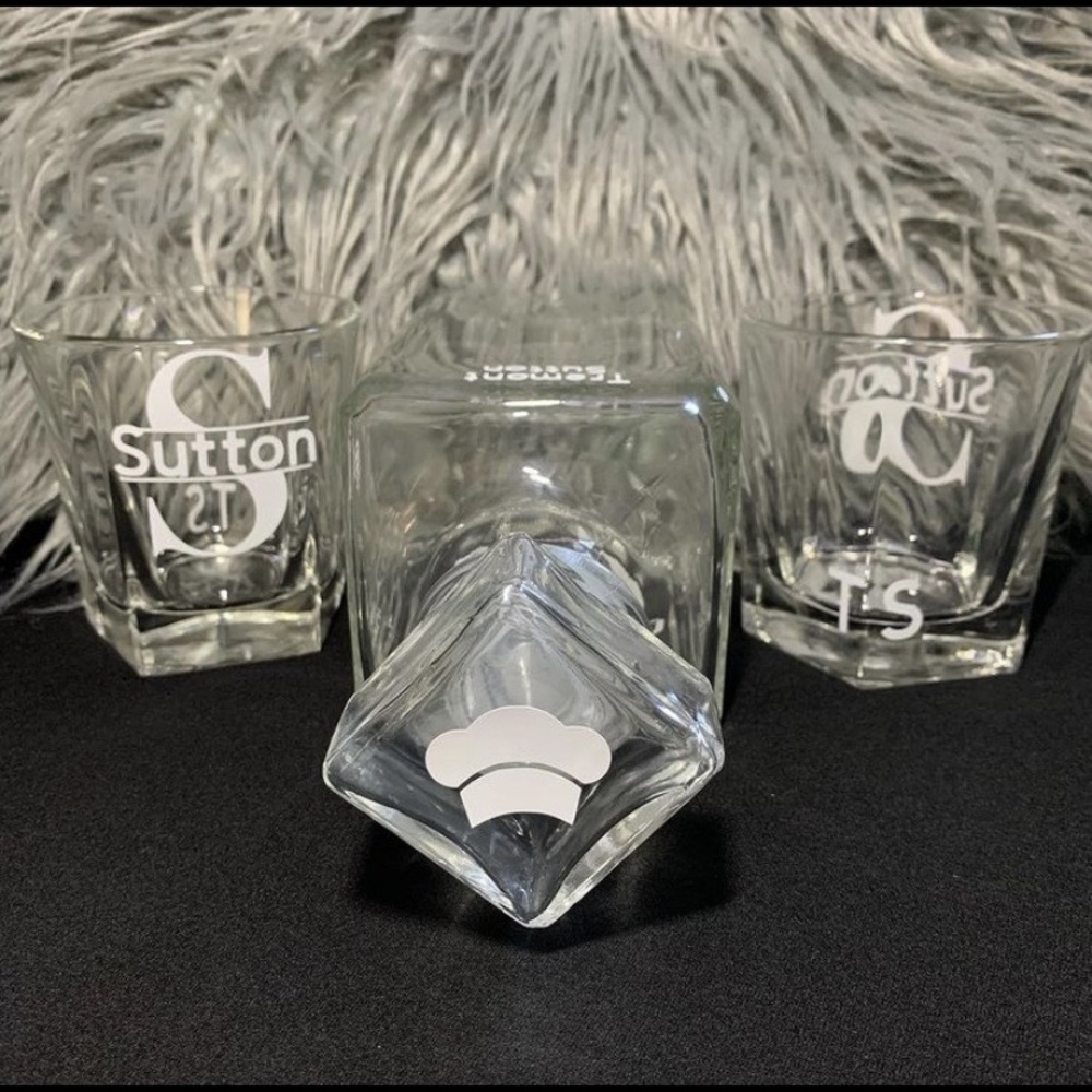 Custom Decanter Set - Picture 2 of 3